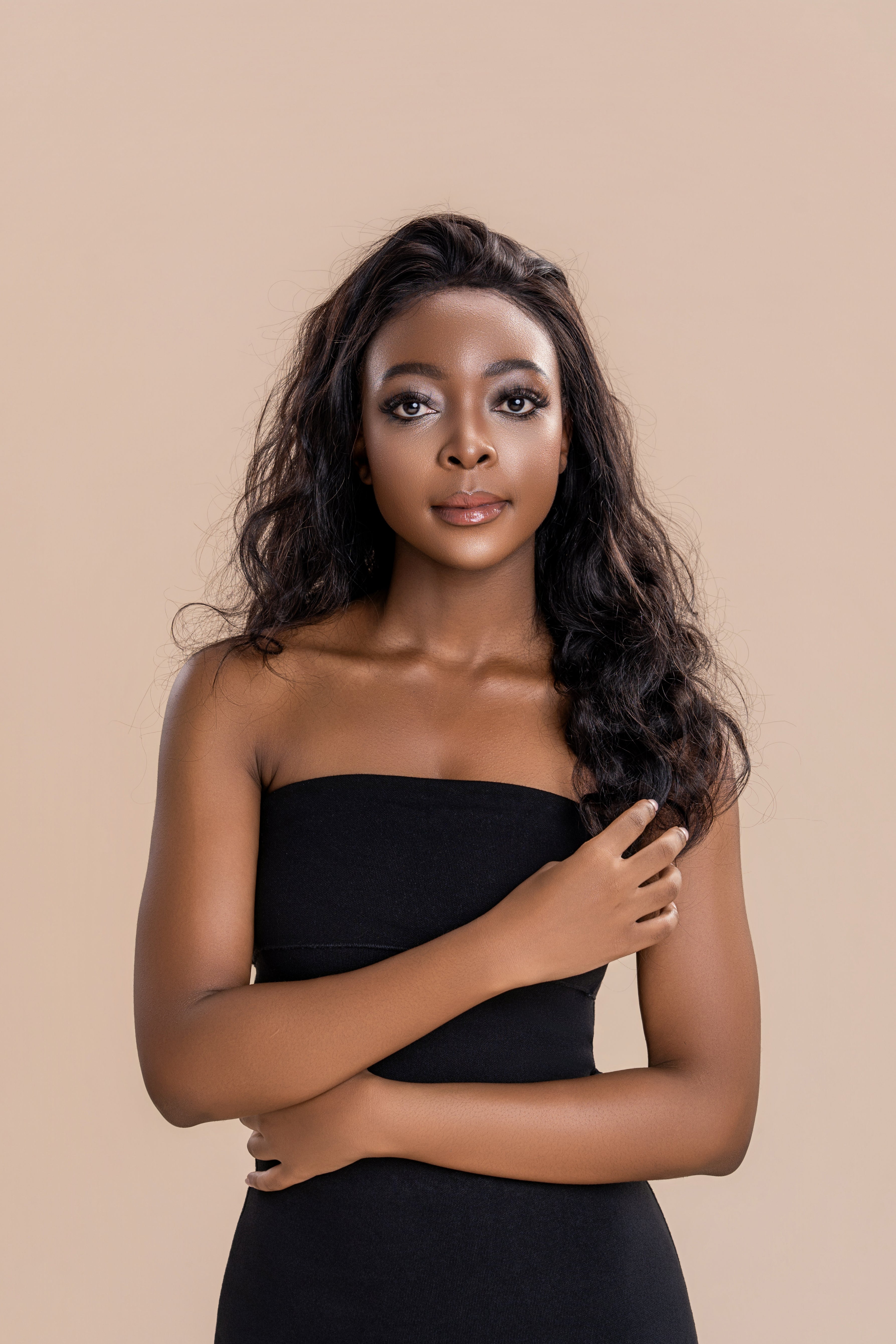 Real human hair 13*4 parting lace front wig with center parting and bodywave long wavy hair